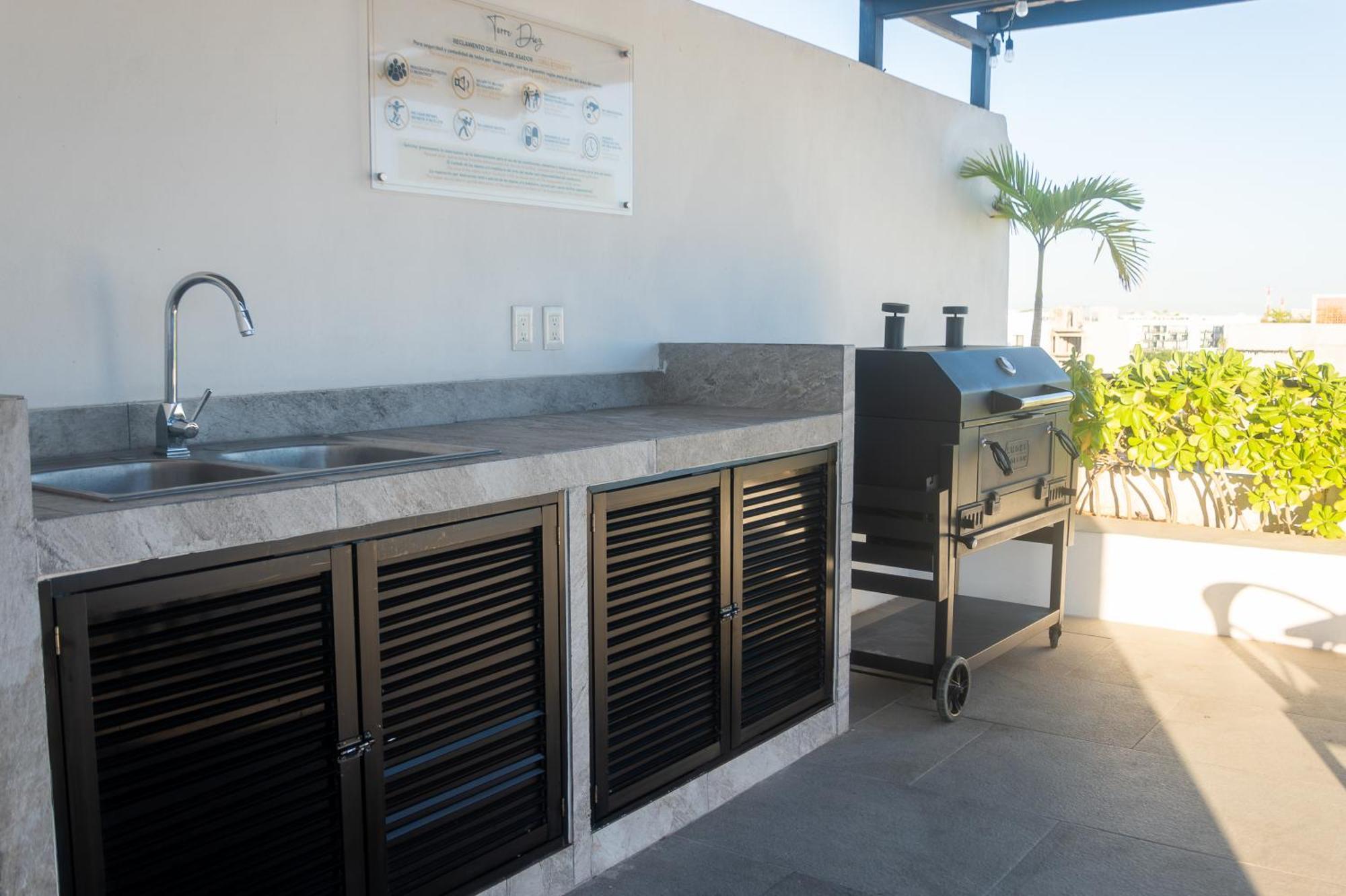 Torre Diez By Grupo Amber Playa del Carmen Exterior photo