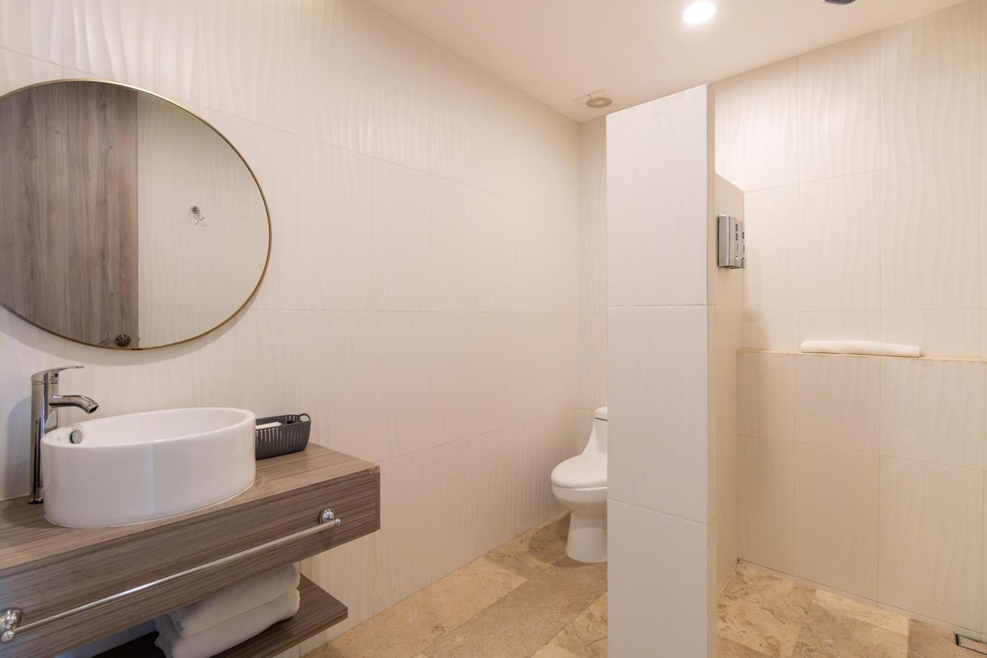 Torre Diez By Grupo Amber Playa del Carmen Exterior photo
