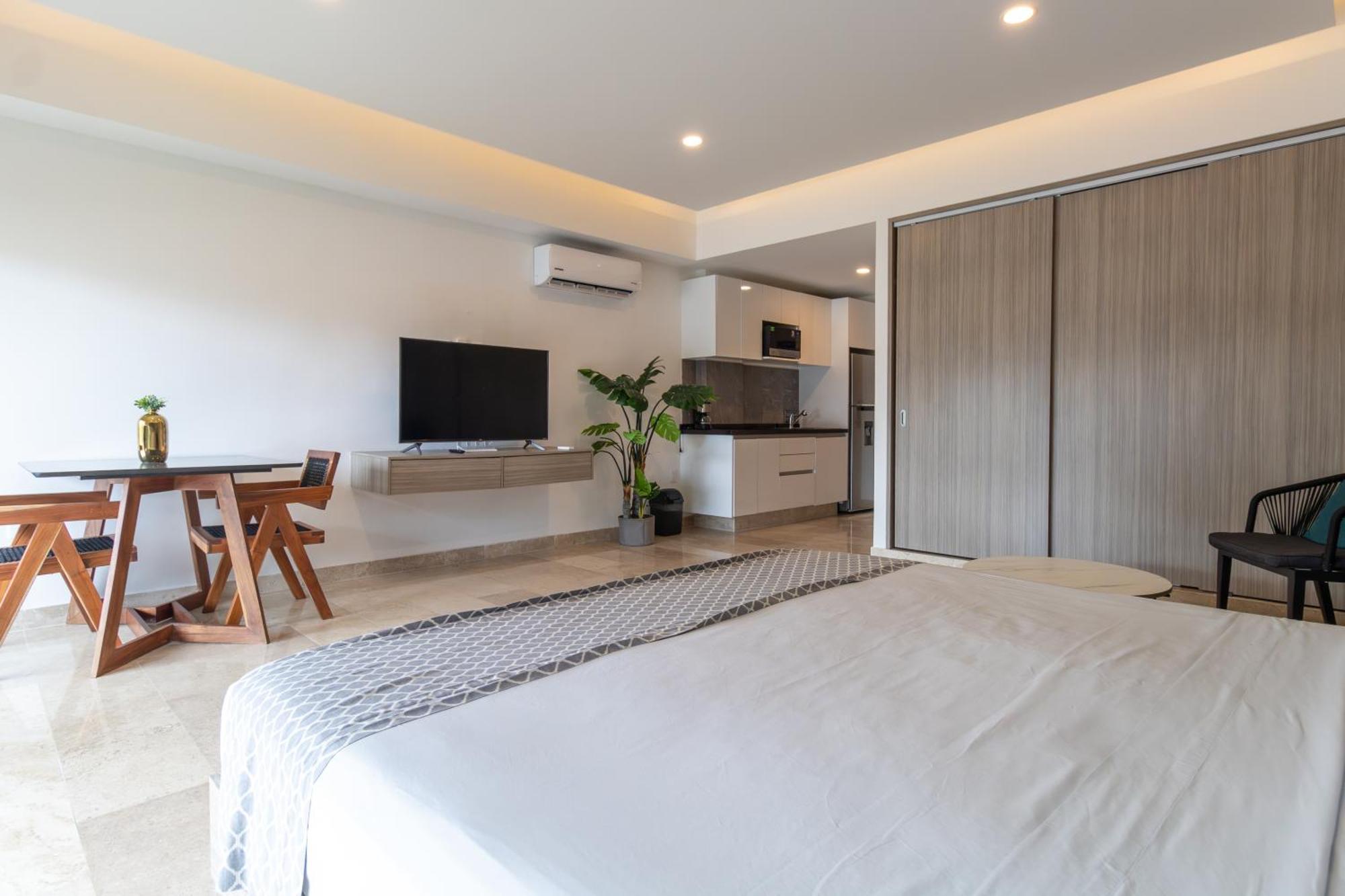 Torre Diez By Grupo Amber Playa del Carmen Exterior photo