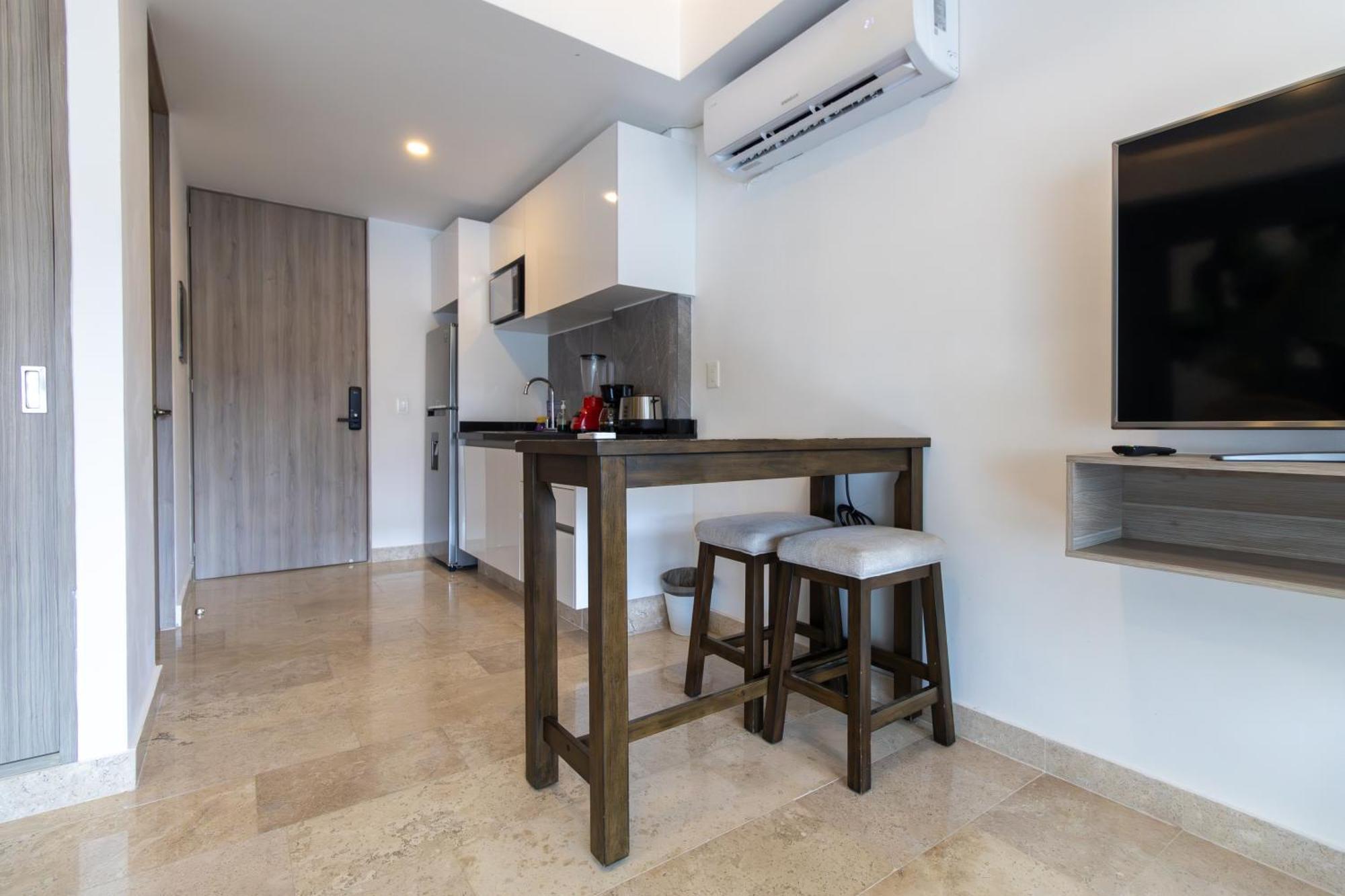 Torre Diez By Grupo Amber Playa del Carmen Exterior photo
