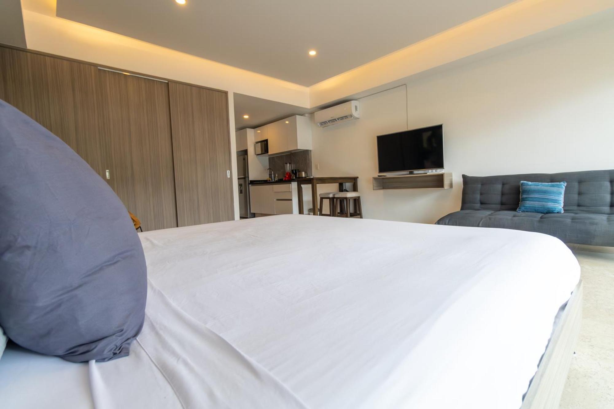 Torre Diez By Grupo Amber Playa del Carmen Exterior photo